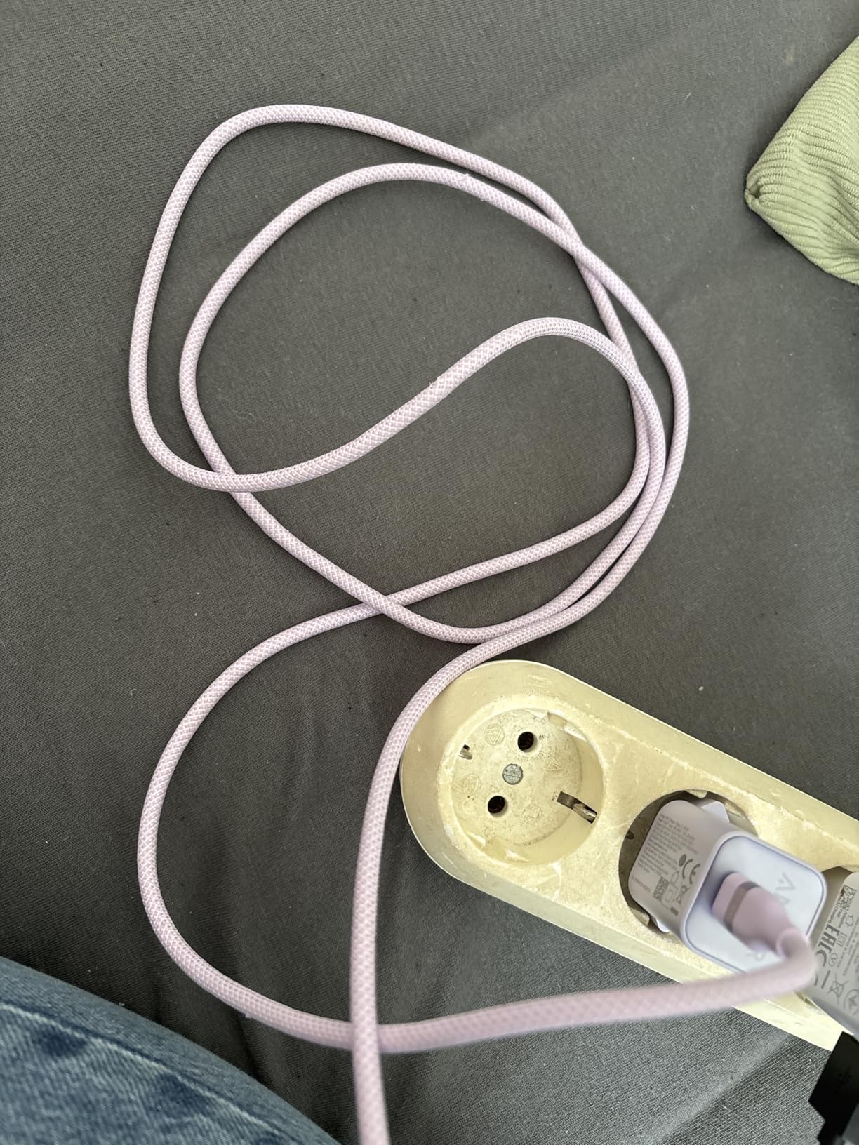 Lädt MacBook volle Pulle