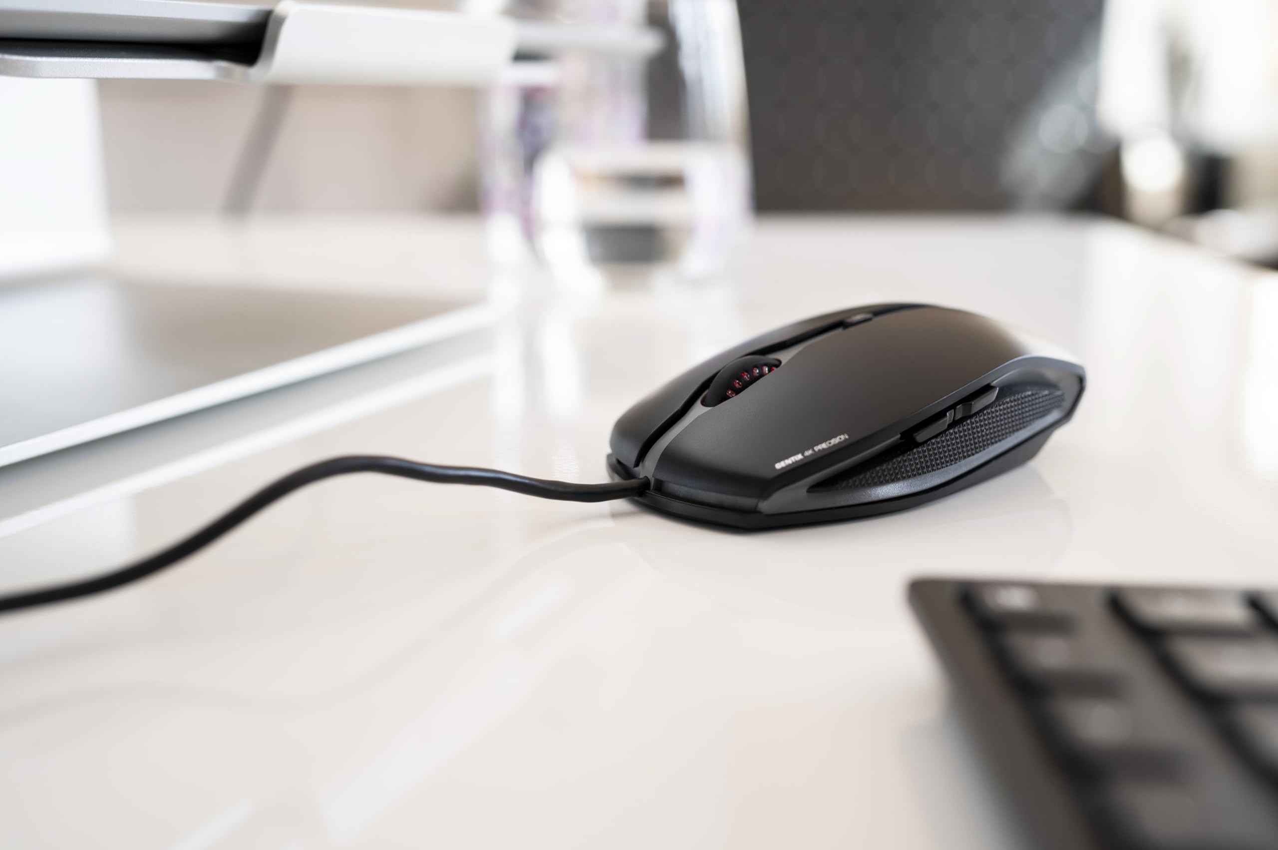 cherry-gentix-4k-kabelgebundene-maus-usb-a-3600-dpi-schwarz image 4