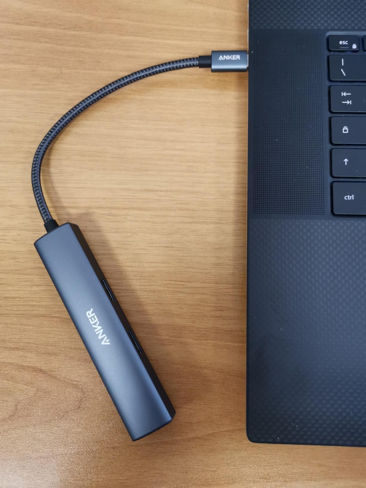 Endlich Kabel im Büro los
