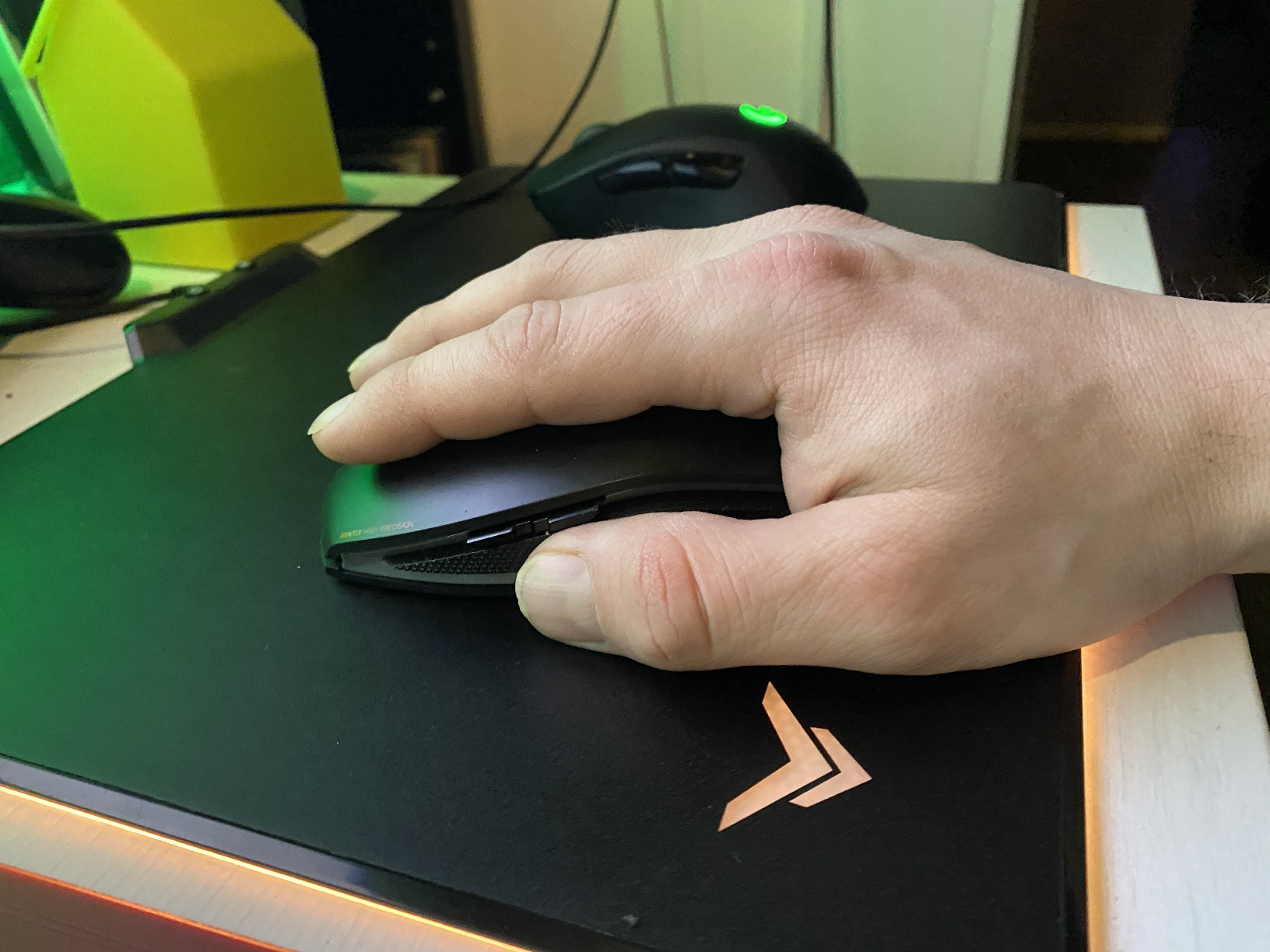Tastatur super, Maus zickt