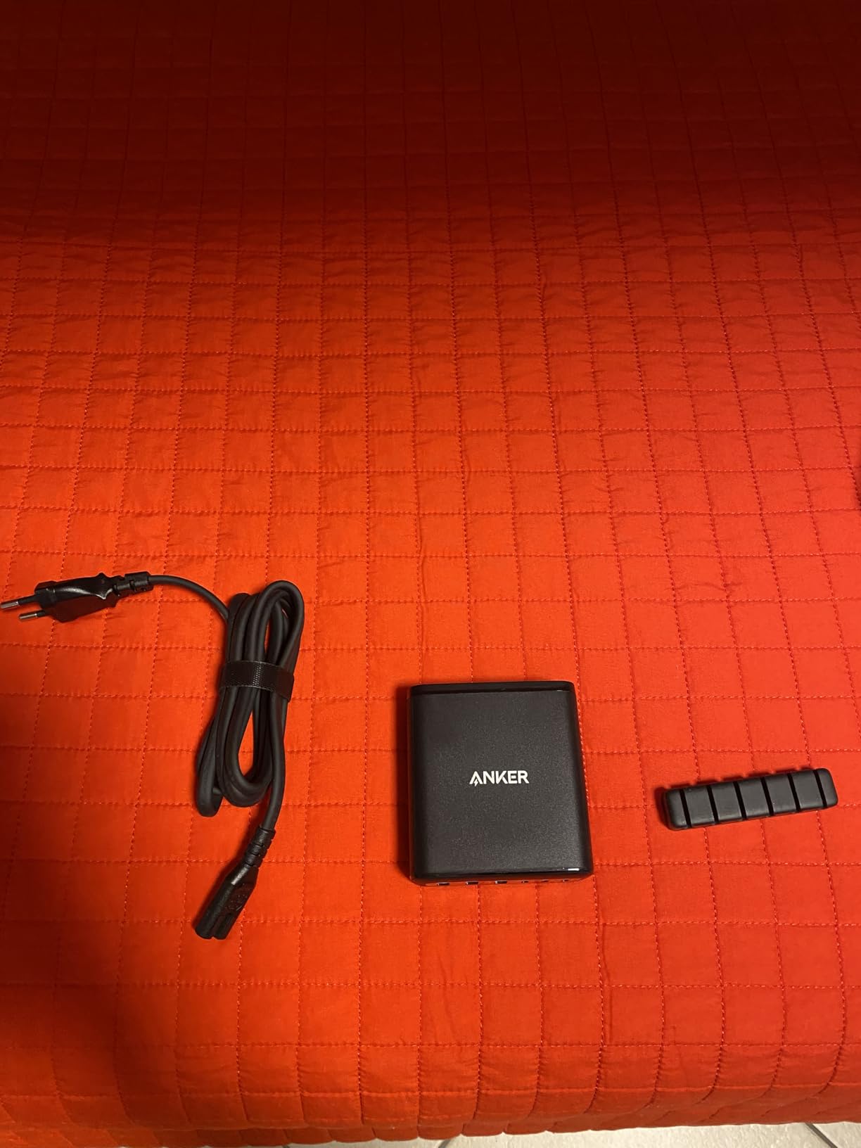 Lädt gut, USB-A etwas schwach