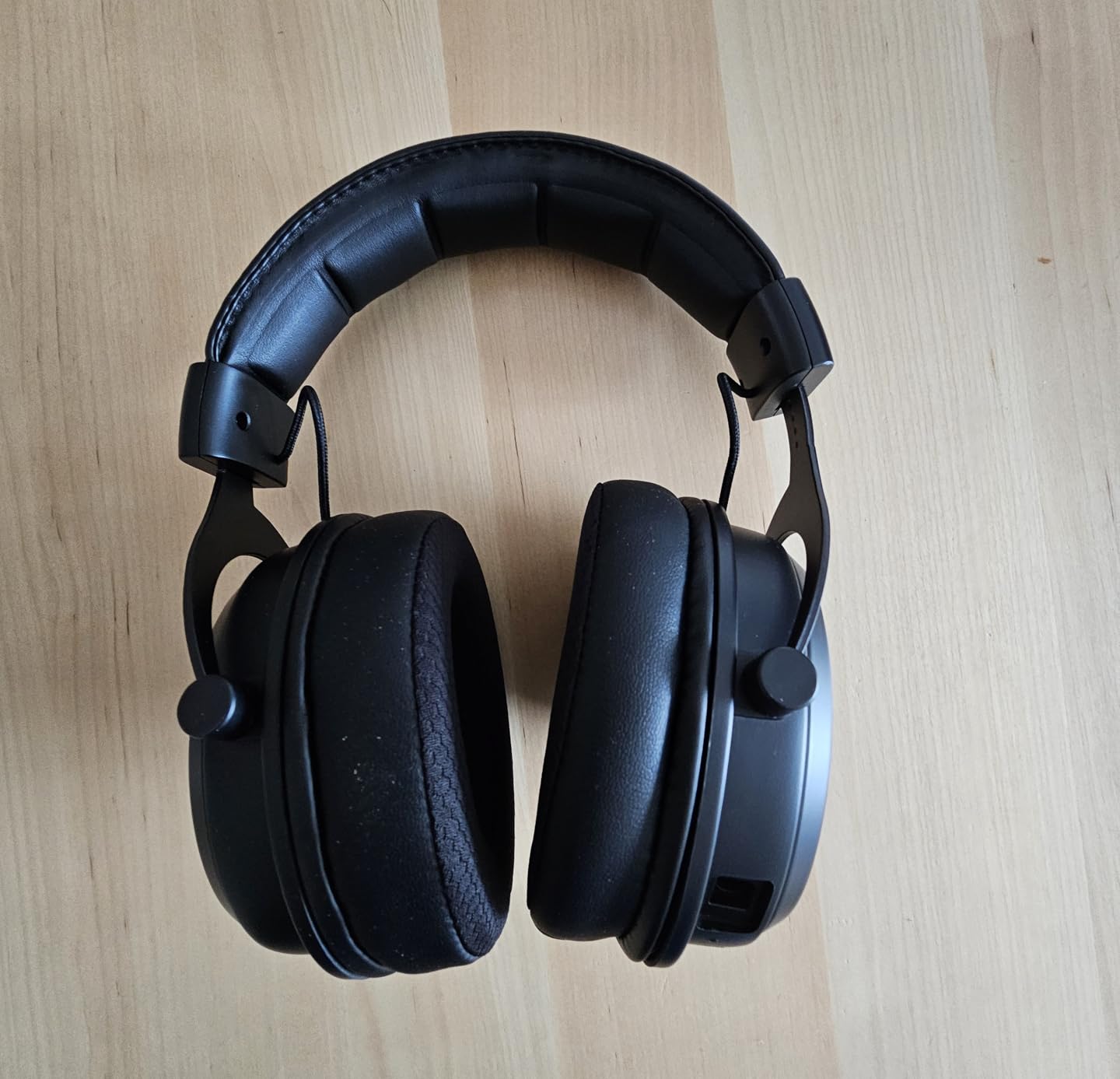 Solides Headset für Arbeit und Spiel