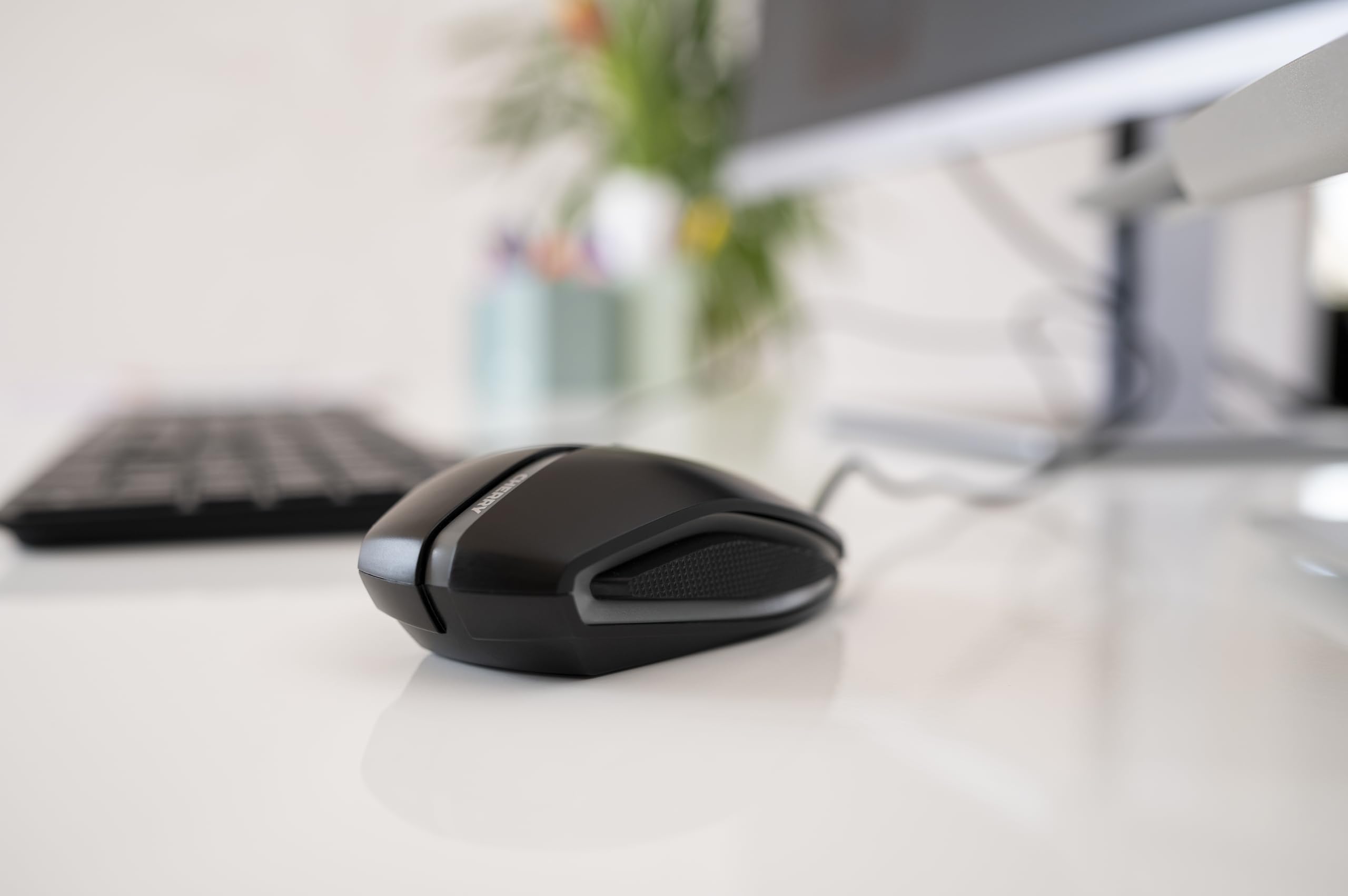 cherry-gentix-4k-kabelgebundene-maus-usb-a-3600-dpi-schwarz image 6